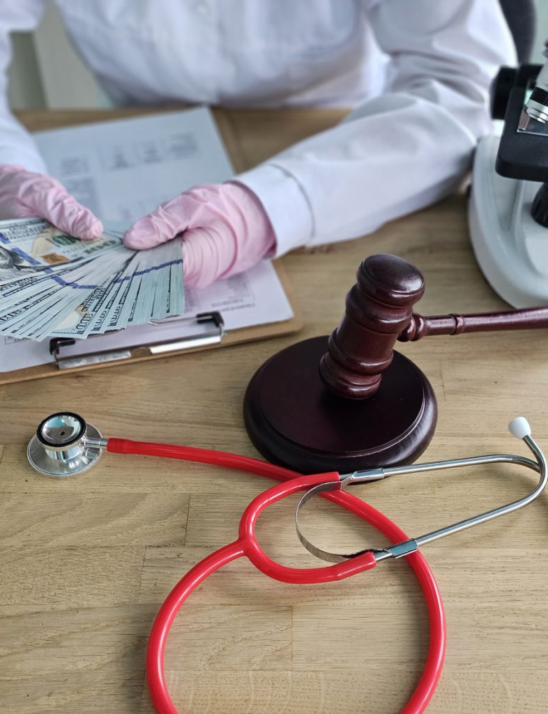 Questions to Ask Before Hiring a Medical Expert Witness 1